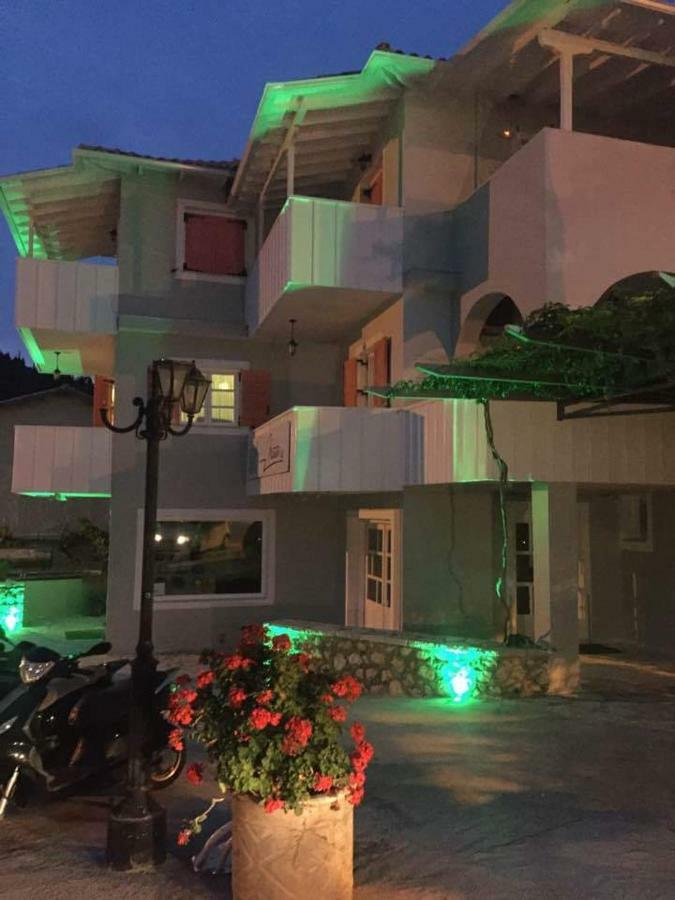 Eolos Apartments With Private Parking Áyios Nikítas Buitenkant foto